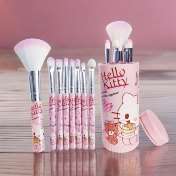 🆕8 Piece Hello Kitty Makeup Brush Set - Picture 9 of 9